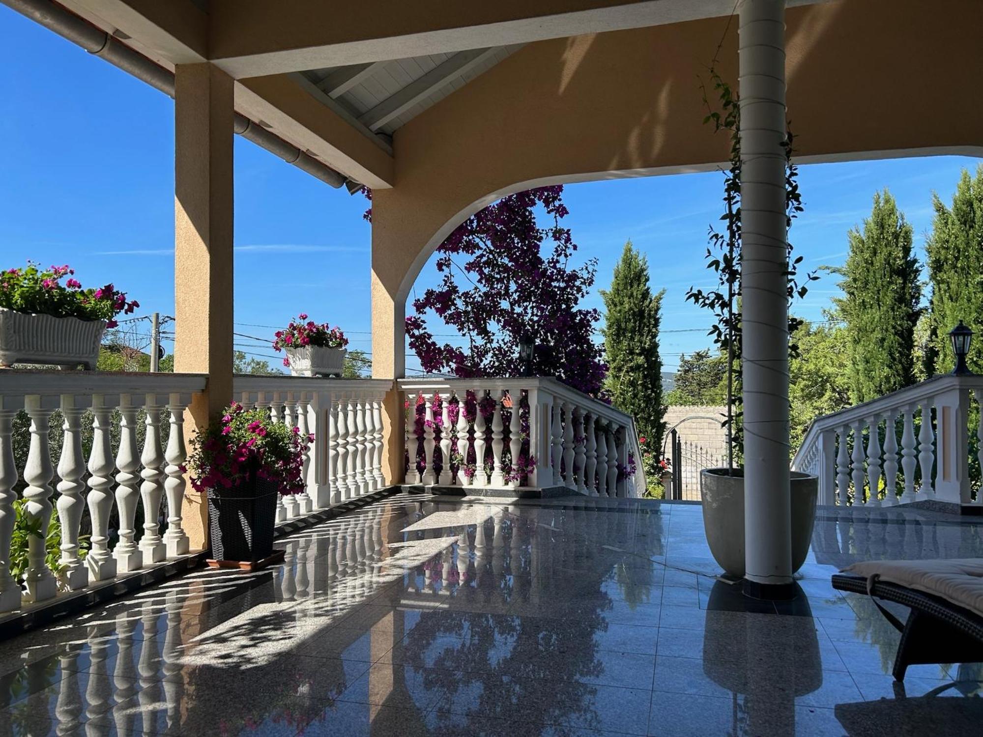 Holiday Home Villa Romantica Свети-Филип-и-Яков Экстерьер фото