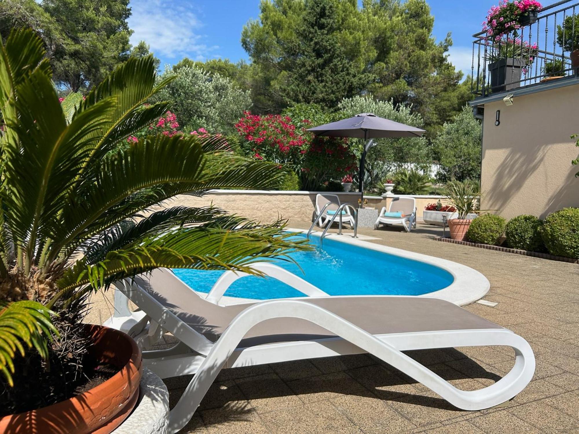 Holiday Home Villa Romantica Свети-Филип-и-Яков Экстерьер фото