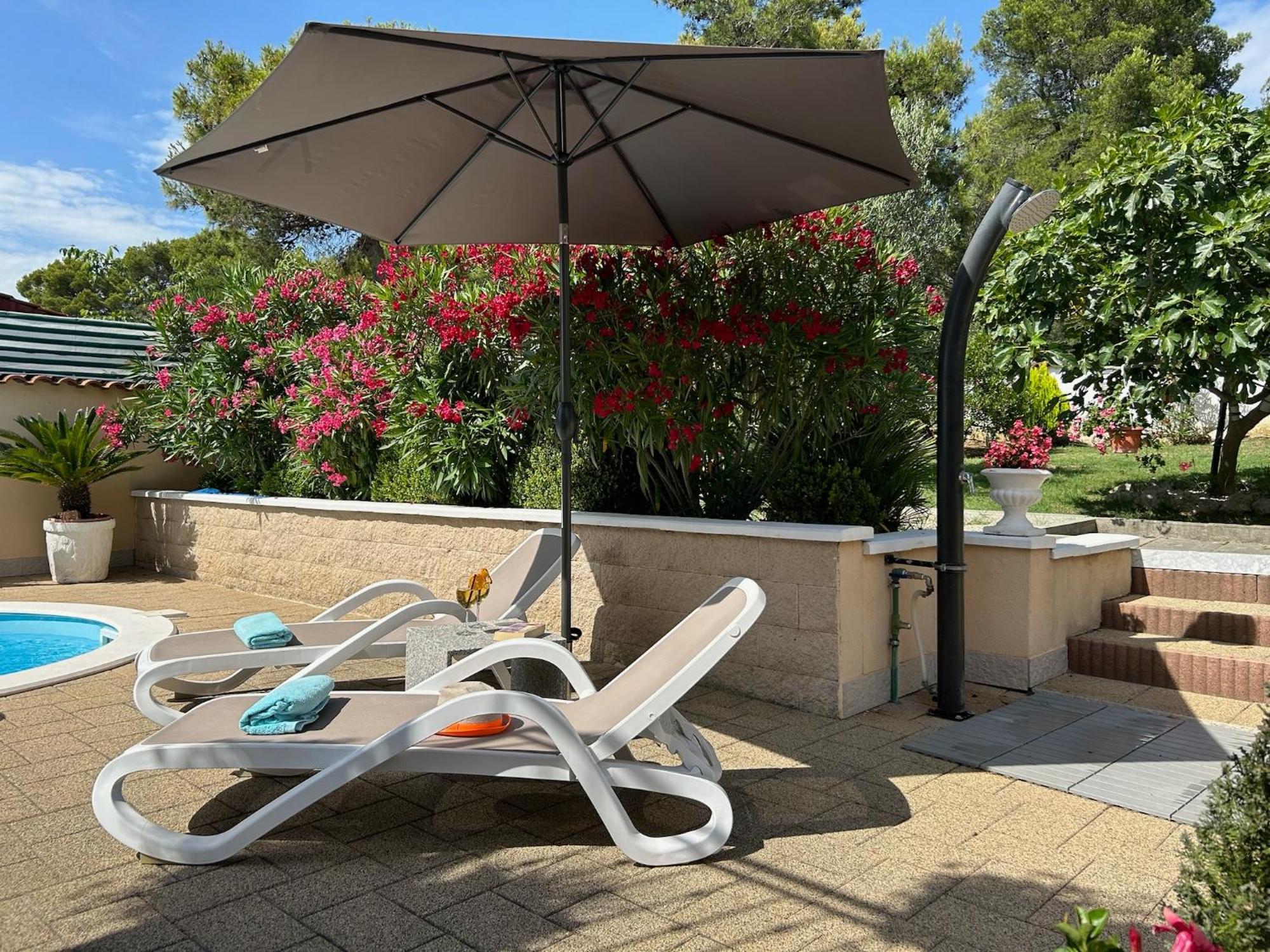 Holiday Home Villa Romantica Свети-Филип-и-Яков Экстерьер фото