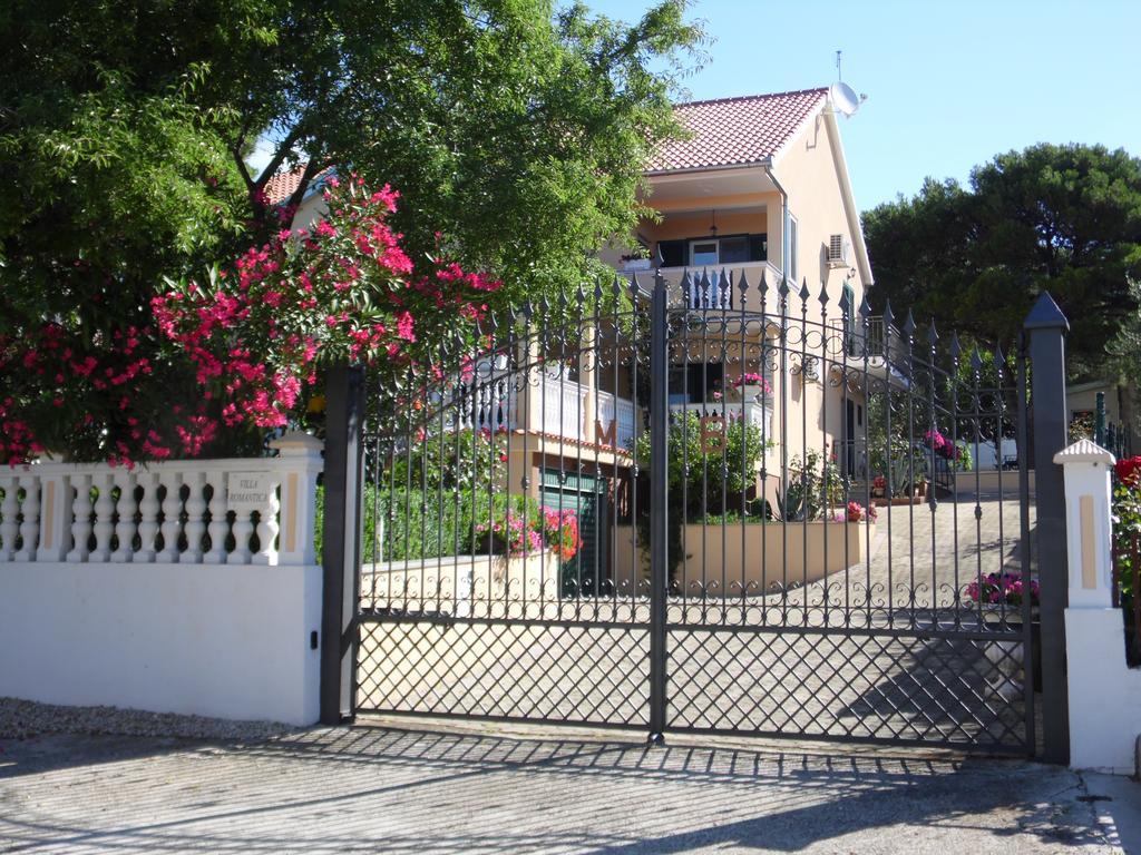 Holiday Home Villa Romantica Свети-Филип-и-Яков Экстерьер фото
